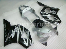 Cargar imagen en el visor de la galería, Black and Silver Factory Style - CBR 954 RR 02-03 Fairing