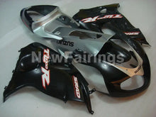 Cargar imagen en el visor de la galería, Black and Silver Factory Style - TL1000R 98-03 Fairing Kit