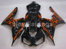 Cargar imagen en el visor de la galería, Black and Orange Factory Style - CBR1000RR 06-07 Fairing Kit