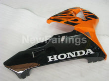 Cargar imagen en el visor de la galería, Black and Orange Fire - CBR600RR 03-04 Fairing Kit -