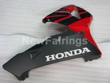 Cargar imagen en el visor de la galería, Black and Red Factory Style - CBR600RR 03-04 Fairing Kit -