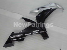 Cargar imagen en el visor de la galería, Black Silver Factory Style - YZF-R1 04-06 Fairing Kit