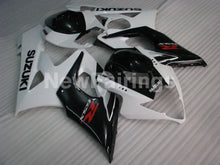 Cargar imagen en el visor de la galería, Black White Factory Style - GSX - R1000 05 - 06 Fairing Kit