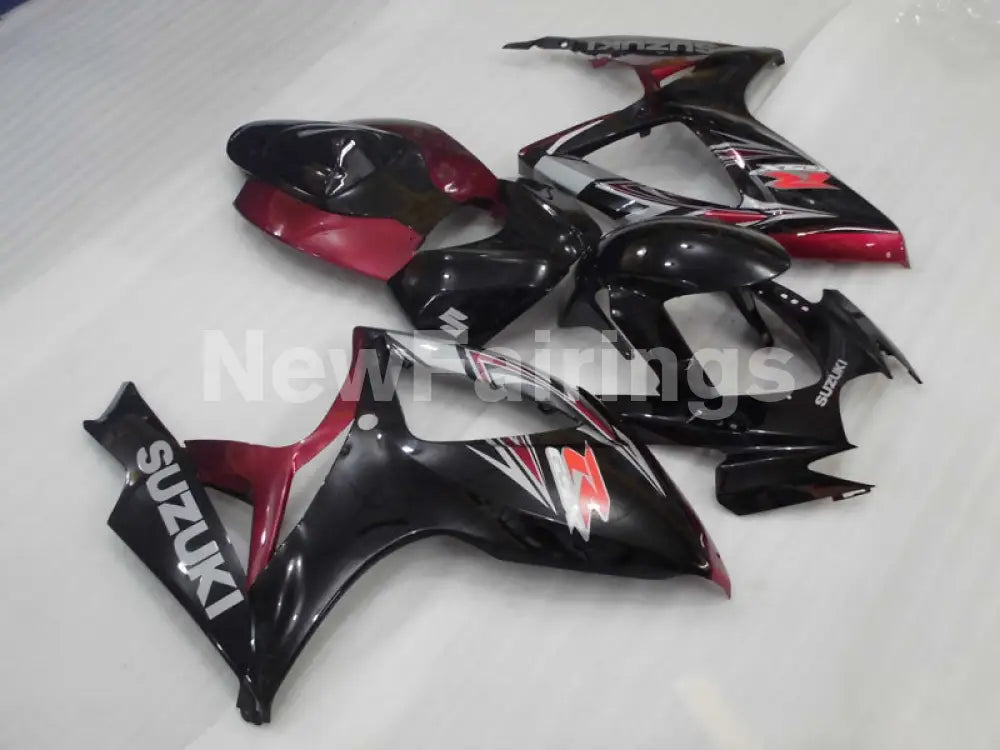 Black and Wine Red Factory Style - GSX-R600 06-07 Fairing