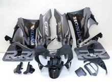 Cargar imagen en el visor de la galería, Grey and Black Factory Style - CBR 900 RR 96-97 Fairing Kit