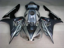 Cargar imagen en el visor de la galería, Grey and Silver Black Factory Style - CBR1000RR 06-07