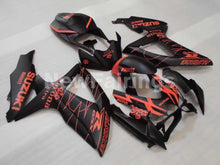 Cargar imagen en el visor de la galería, Matte Black and Orange Corona - GSX-R600 08-10 Fairing Kit