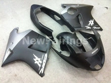 Cargar imagen en el visor de la galería, Matte Black and Silver Factory Style - CBR 1100 XX 96-07