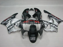 Cargar imagen en el visor de la galería, Matte Black and Silver Repsol - CBR 919 RR 98-99 Fairing Kit