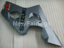 Cargar imagen en el visor de la galería, Matte Grey Factory Style - GSX-R600 04-05 Fairing Kit -