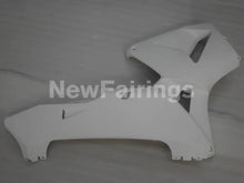 Cargar imagen en el visor de la galería, Matte White No decals - CBR600RR 03-04 Fairing Kit -