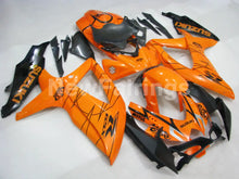 Cargar imagen en el visor de la galería, Orange and Black Corona - GSX-R750 08-10 Fairing Kit