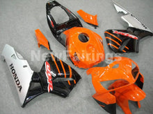 Cargar imagen en el visor de la galería, Orange Black and Silver Factory Style - CBR600RR 05-06