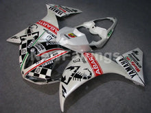 Cargar imagen en el visor de la galería, Pearl White Black Scorpion - YZF-R1 12-14 Fairing Kit