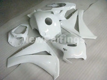 Cargar imagen en el visor de la galería, Pearl White No decals - CBR1000RR 08-11 Fairing Kit -