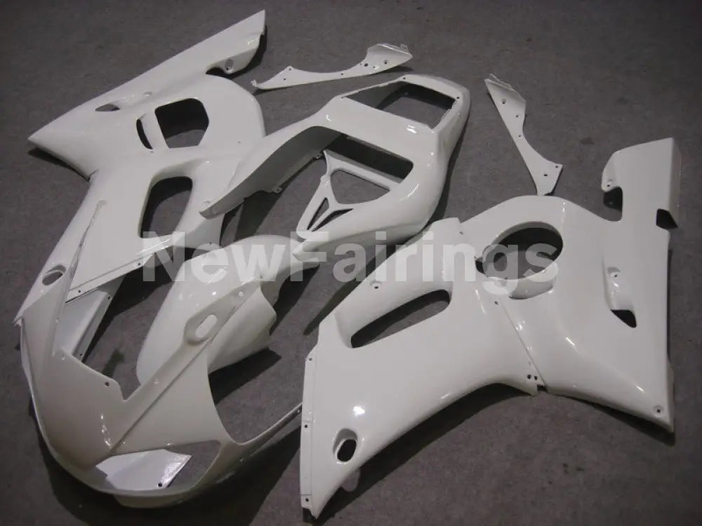 Pearl White No decals - YZF-R6 98-02 Fairing Kit Vehicles & Parts > Vehicle Parts & Accessories > Motor Vehicle Parts >