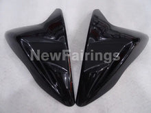 Cargar imagen en el visor de la galería, Red and Black Factory Style - GSX-R750 11-24 Fairing Kit