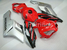 Cargar imagen en el visor de la galería, Red Black and Silver Factory Style - CBR1000RR 04-05 Fairing