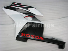 Cargar imagen en el visor de la galería, Red and White Black Factory Style - CBR1000RR 04-05 Fairing