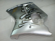 Cargar imagen en el visor de la galería, Silver and Black Flame - CBR 1100 XX 96-07 Fairing Kit -