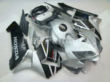 Cargar imagen en el visor de la galería, Silver and Black Factory Style - CBR600RR 05-06 Fairing Kit