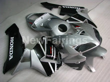 Cargar imagen en el visor de la galería, Silver Black Factory Style - CBR600RR 05-06 Fairing Kit -