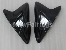 Cargar imagen en el visor de la galería, White and Black Beacon - GSX-R600 11-24 Fairing Kit