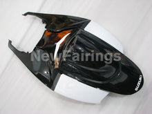 Cargar imagen en el visor de la galería, White and Black Corona - GSX-R600 06-07 Fairing Kit -