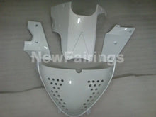 Cargar imagen en el visor de la galería, White and Black Corona - GSX-R600 96-00 Fairing Kit -