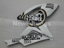 Cargar imagen en el visor de la galería, White and Black Lucky Strike - GSX-R600 06-07 Fairing Kit -