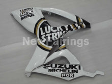 Cargar imagen en el visor de la galería, White and Black Lucky Strike - GSX-R600 06-07 Fairing Kit -