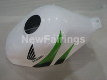 Cargar imagen en el visor de la galería, White and Black Silver HANN Spree - CBR600 F3 95-96 Fairing