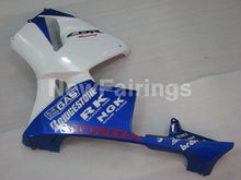 Cargar imagen en el visor de la galería, White and Blue HRC - CBR600RR 05-06 Fairing Kit - Vehicles &amp;