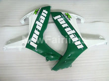 Cargar imagen en el visor de la galería, White and Green Jordan - GSX-R600 06-07 Fairing Kit -