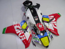 Cargar imagen en el visor de la galería, White and Red GiVi - CBR1000RR 08-11 Fairing Kit - Vehicles