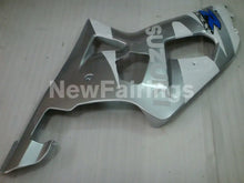 Cargar imagen en el visor de la galería, White and Silver Black Factory Style - GSX-R600 01-03