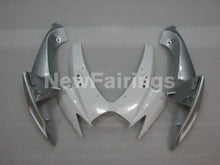 Cargar imagen en el visor de la galería, White and Silver Factory Style - GSX-R600 06-07 Fairing Kit