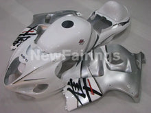 Cargar imagen en el visor de la galería, White and Silver Factory Style - GSX1300R Hayabusa 99-07