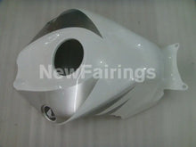 Cargar imagen en el visor de la galería, White and Silver Repsol - CBR1000RR 08-11 Fairing Kit -