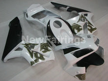 Cargar imagen en el visor de la galería, White and Black Factory Style - CBR600RR 03-04 Fairing Kit -