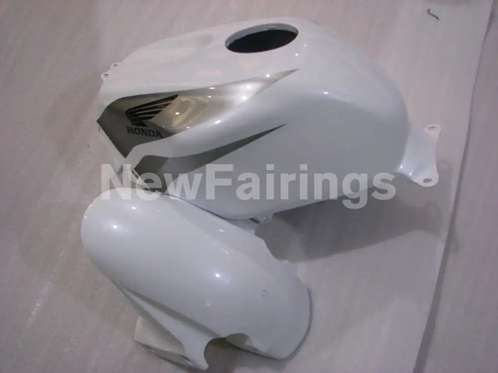 White and Black Factory Style - CBR600RR 03-04 Fairing Kit -