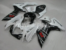 Cargar imagen en el visor de la galería, White Black Factory Style - GSX-R750 11-24 Fairing Kit