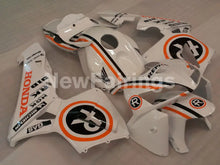 Cargar imagen en el visor de la galería, White and Orange Black Repsol - CBR600RR 05-06 Fairing Kit -