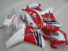 Cargar imagen en el visor de la galería, White Red and Blue Factory Style - CBR1000RR 08-11 Fairing