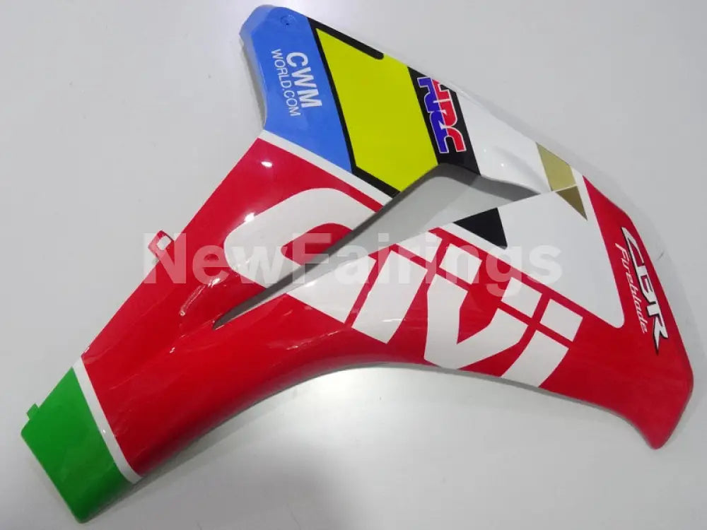 White and Red GiVi - CBR1000RR 08-11 Fairing Kit - Vehicles