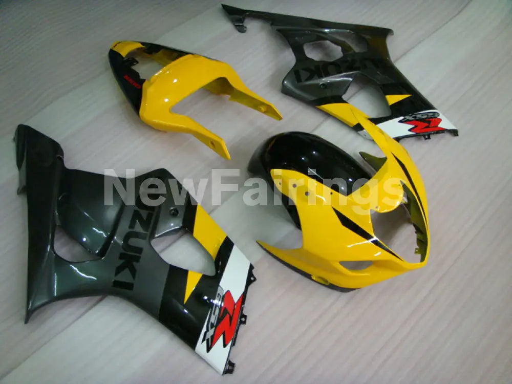 Yellow and Grey Black Factory Style - GSX - R1000 03 - 04